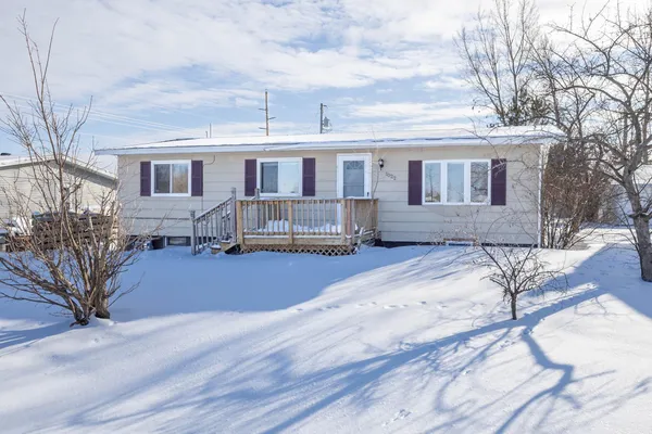 $220,000 | 1022 6th Street Southeast, Bemidji, MN 56601