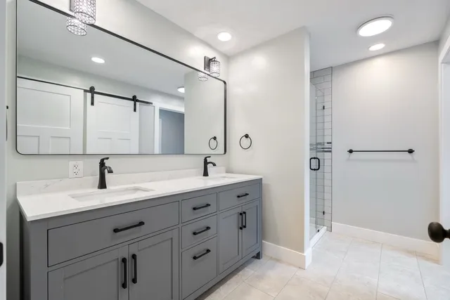 $479,000 | 6958 North Kalorama Road, Leesburg, IN 46538