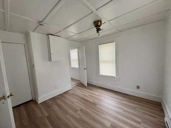 $2,000 | 94 Emory Street, Unit 2, Attleboro, MA 02703