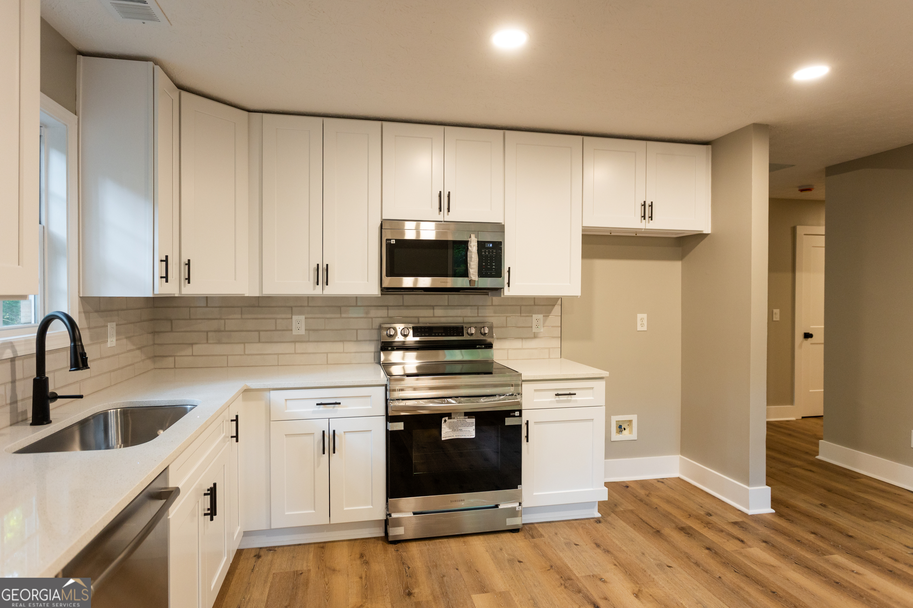 2443 Hodges Farm Road Mansfield, GA 30055 - Photo 11 of 37