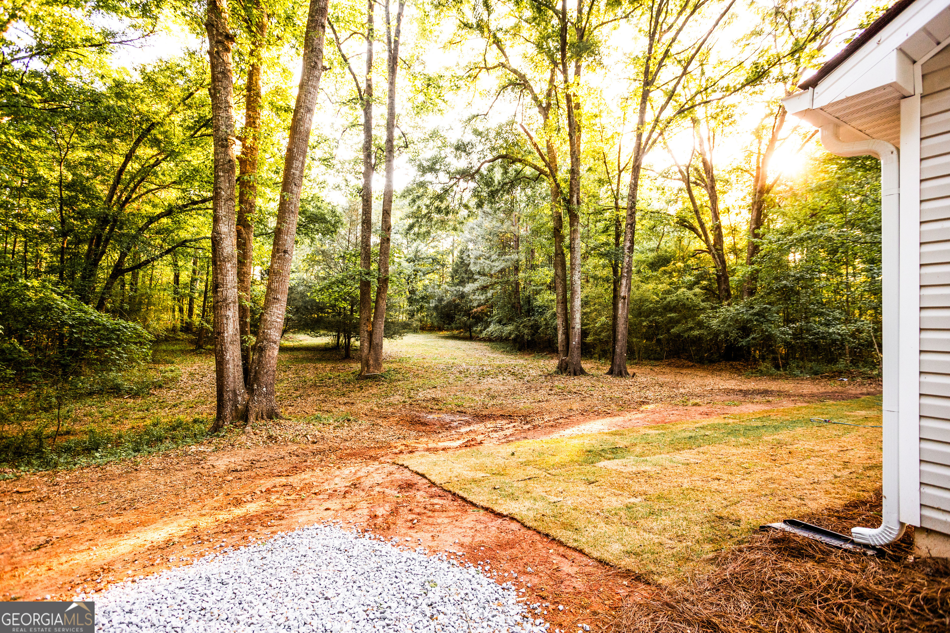 2443 Hodges Farm Road Mansfield, GA 30055 - Photo 30 of 37
