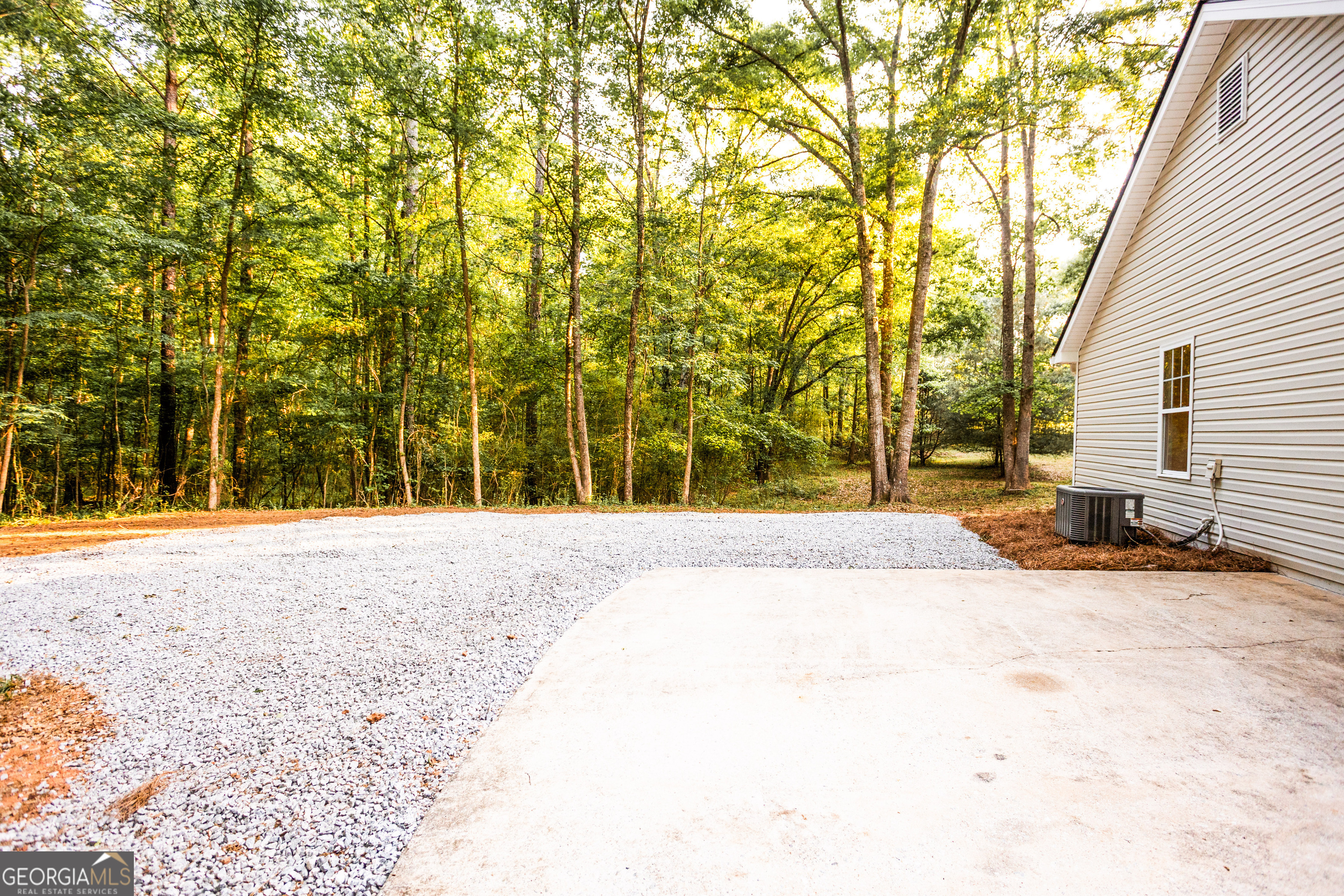 2443 Hodges Farm Road Mansfield, GA 30055 - Photo 35 of 37