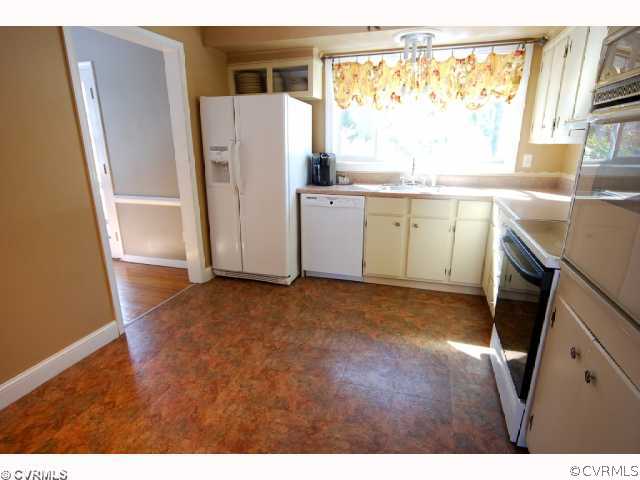 8417 Gaylord Road Henrico, VA 23229 - Photo 4 of 12 Kitchen