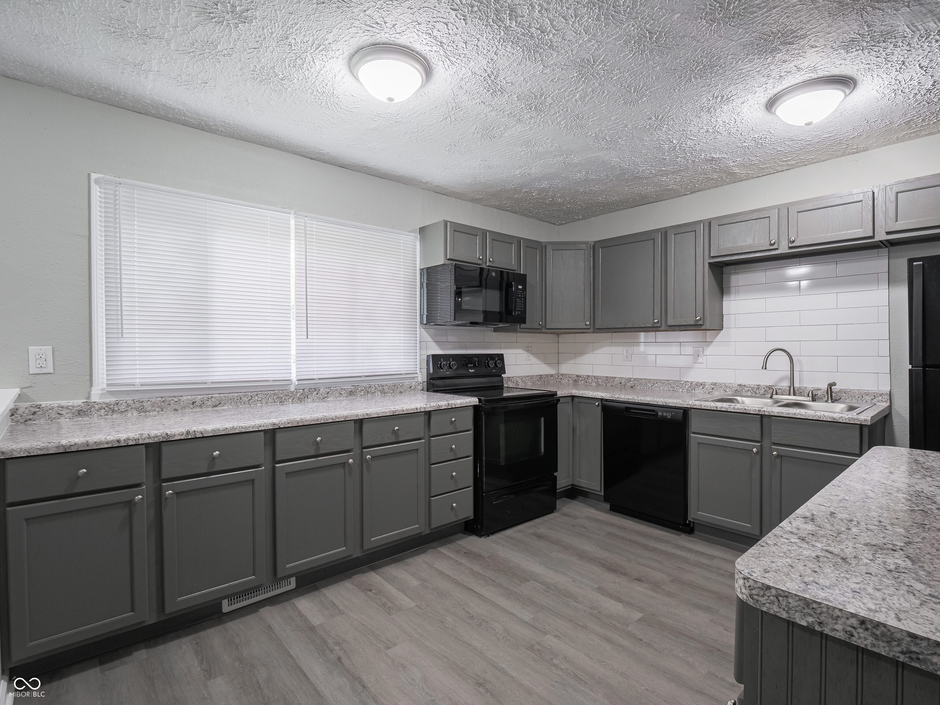 4032 Mitthoeffer Road Indianapolis, IN 46235 - Photo 15 of 57 Gallery Image 15