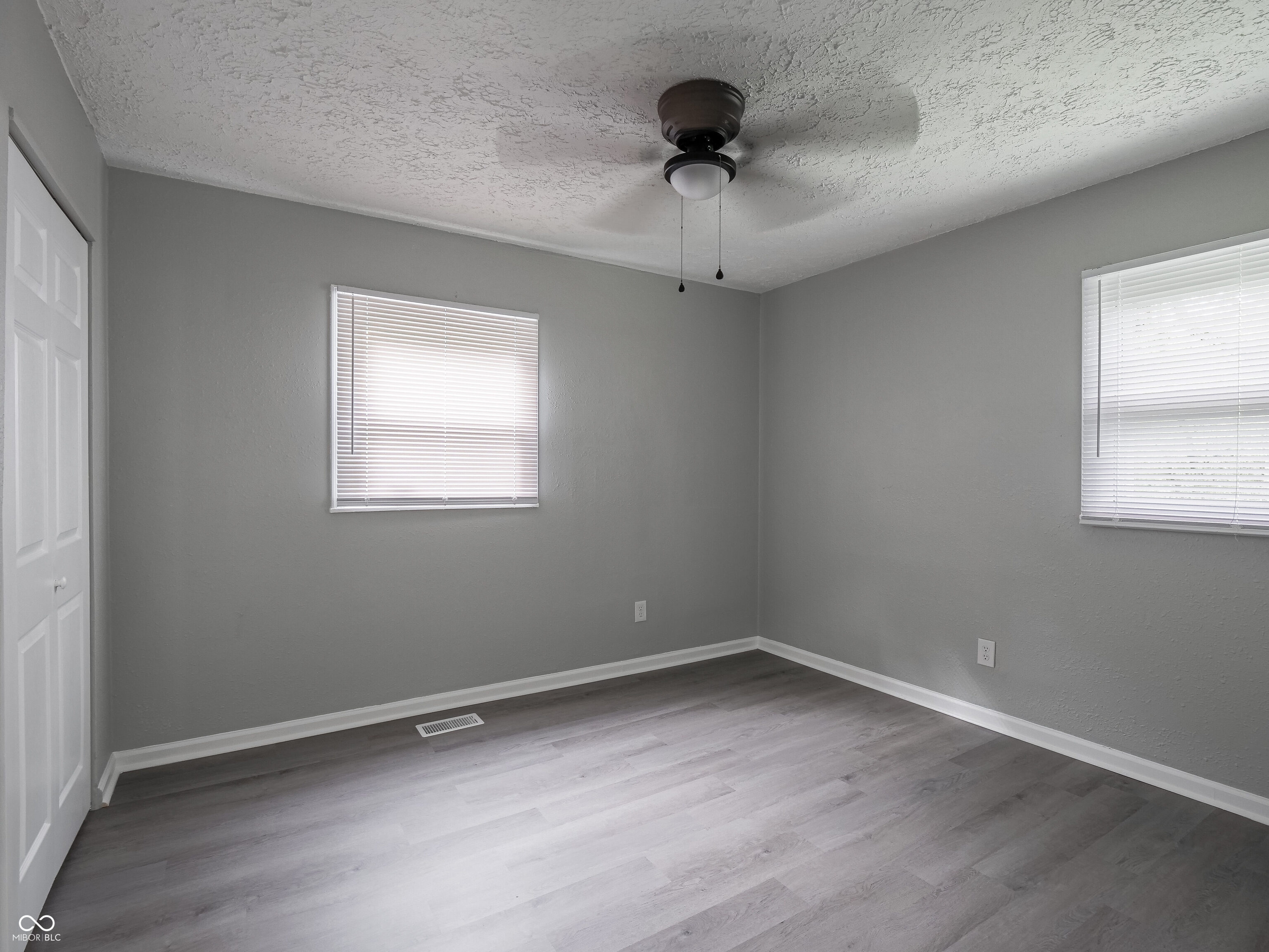 4032 Mitthoeffer Road Indianapolis, IN 46235 - Photo 23 of 57 Gallery Image 23