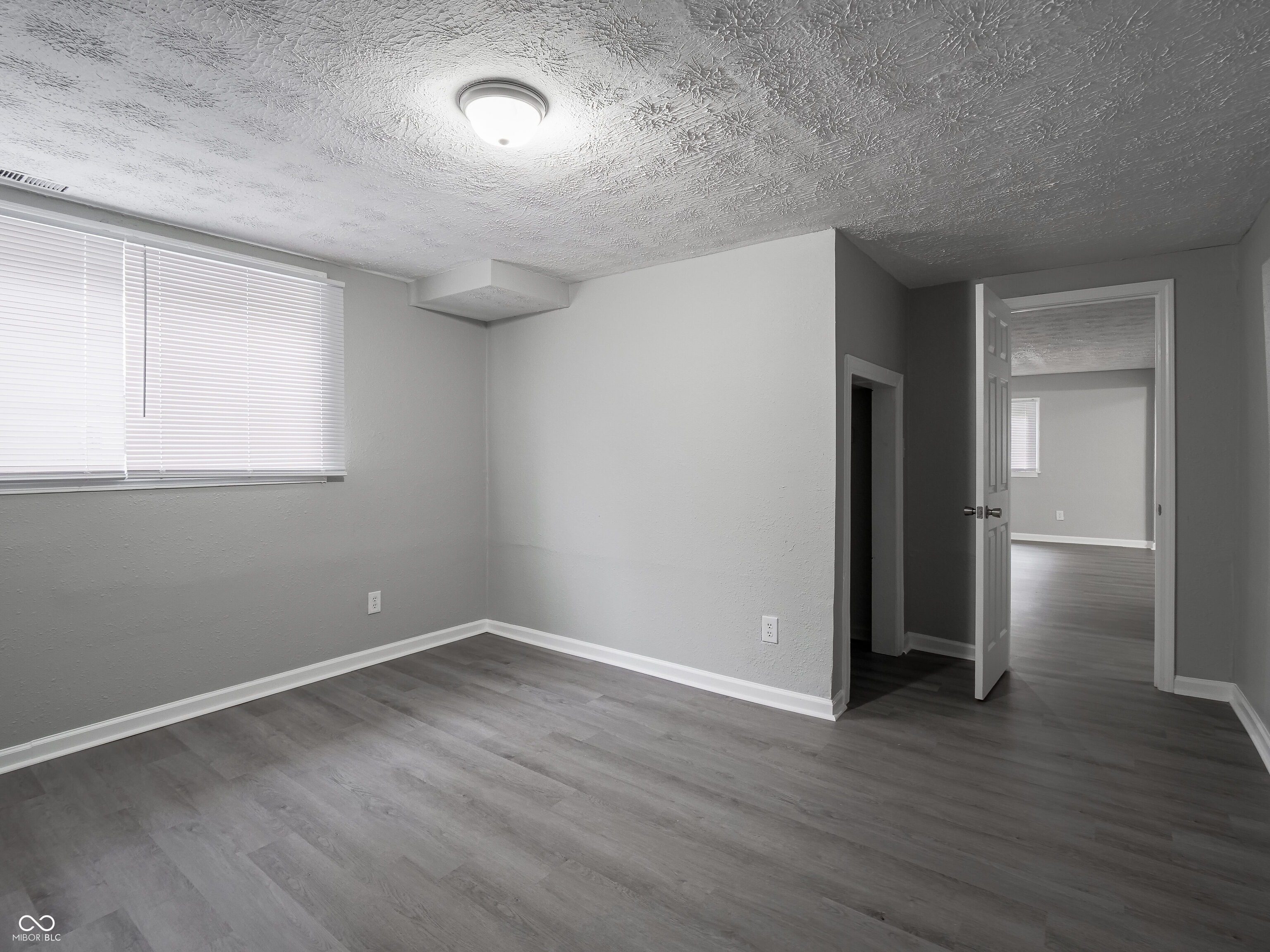 4032 Mitthoeffer Road Indianapolis, IN 46235 - Photo 43 of 57 Gallery Image 43