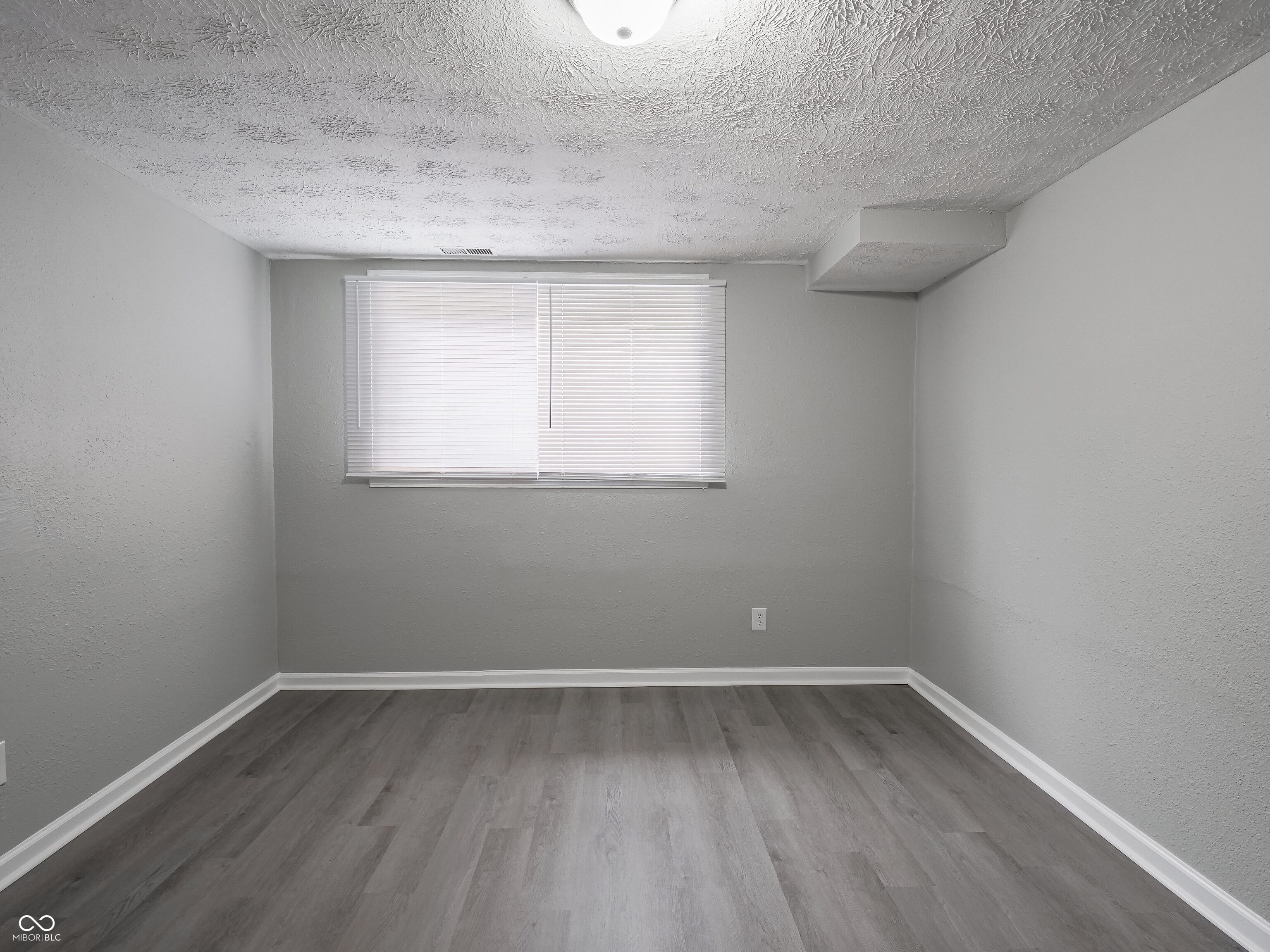 4032 Mitthoeffer Road Indianapolis, IN 46235 - Photo 44 of 57 Gallery Image 44