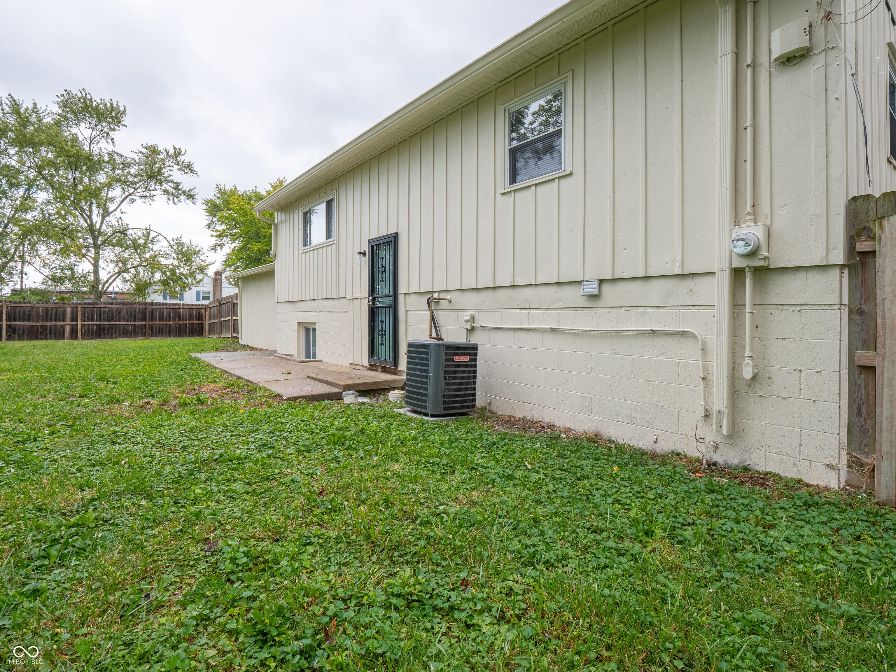4032 Mitthoeffer Road Indianapolis, IN 46235 - Photo 56 of 57 Gallery Image 56