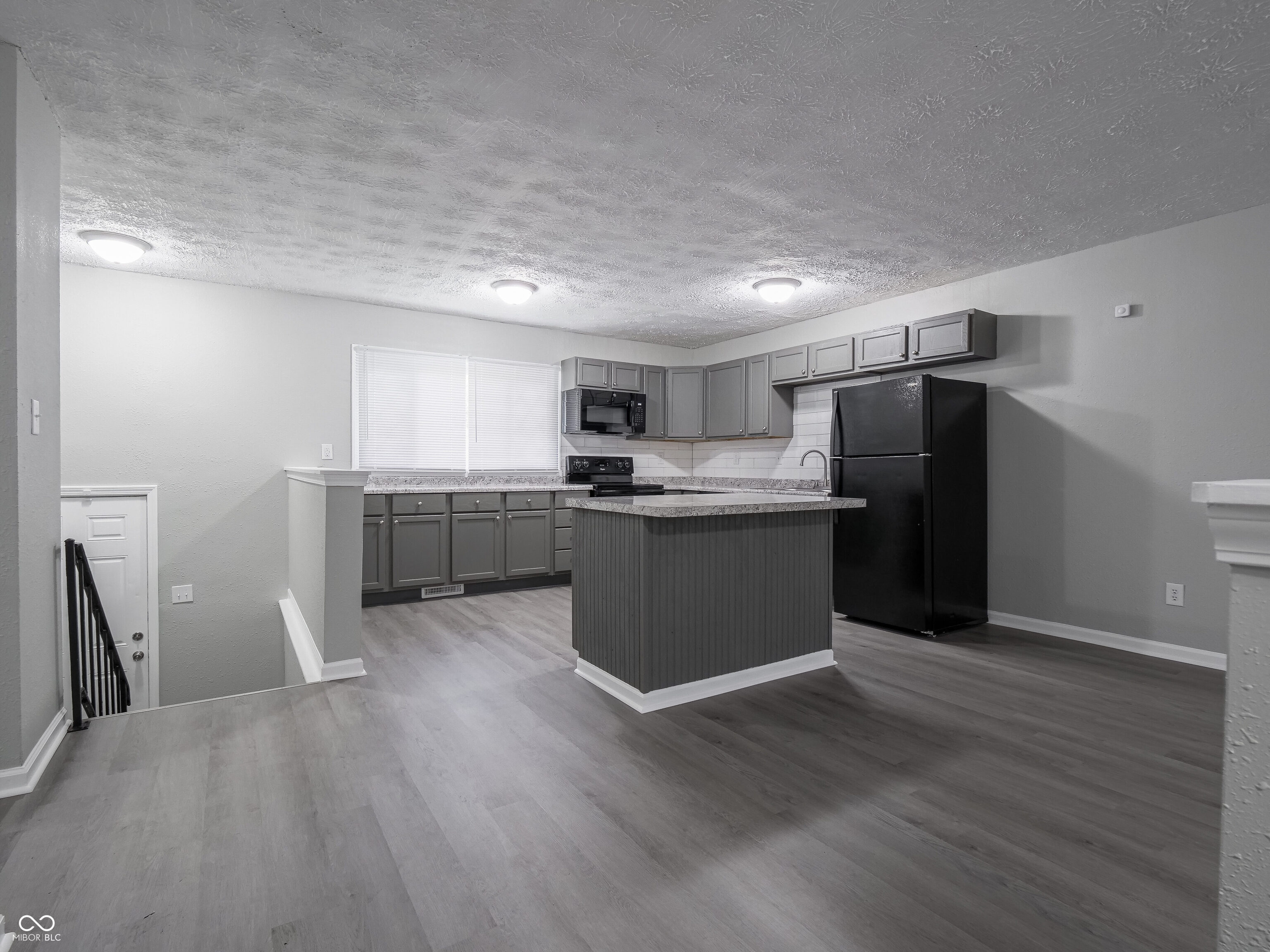 4032 Mitthoeffer Road Indianapolis, IN 46235 - Photo 8 of 57 Gallery Image 8