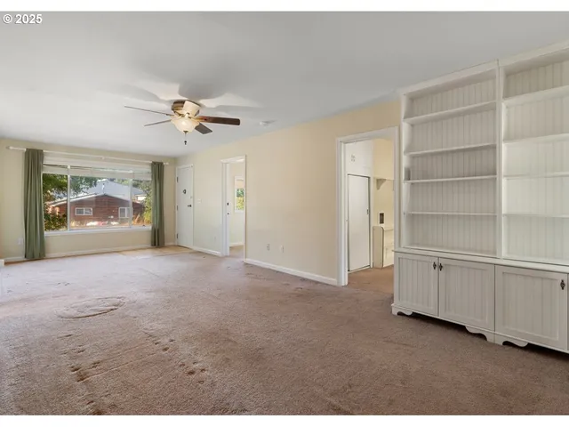 $315,900 | 47578 School Street, Oakridge, OR 97463