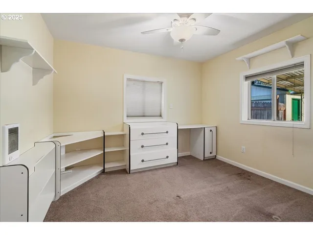 $315,900 | 47578 School Street, Oakridge, OR 97463