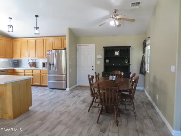 $449,999 | 21730 Ripple Lane, Tehachapi, CA 93561