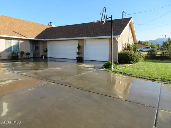 $449,999 | 21730 Ripple Lane, Tehachapi, CA 93561