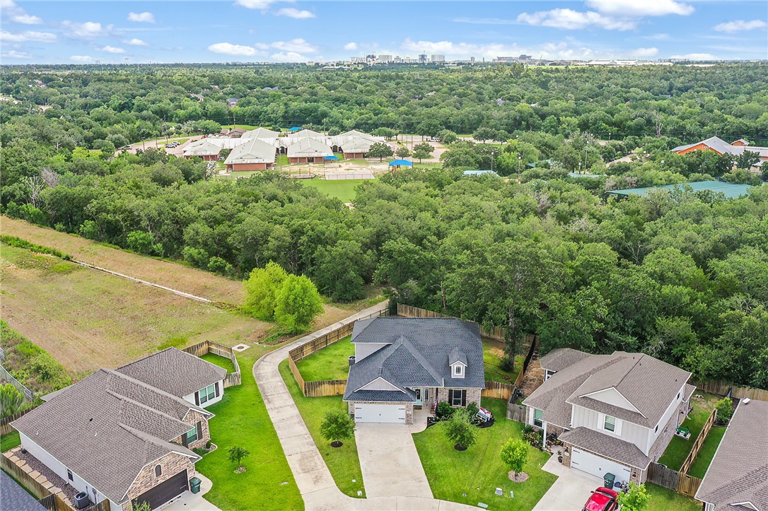 2135 Mountain Wind Loop Bryan, TX 77807 - Photo 2 of 36