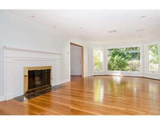 168 Oxbow Road Wayland, MA 01778 - Photo 5 of 26