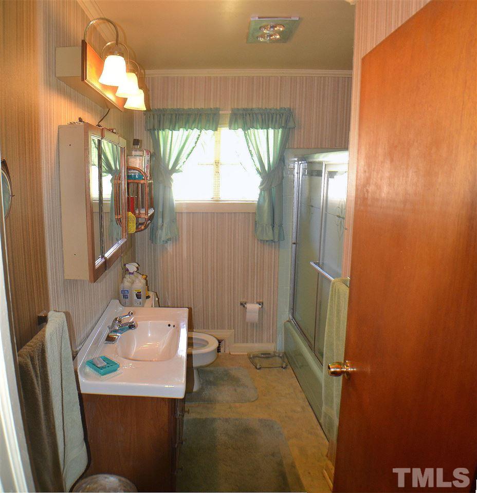 239 Bashford Road Raleigh, NC 27606 - Photo 6 of 12 Gallery Image 6