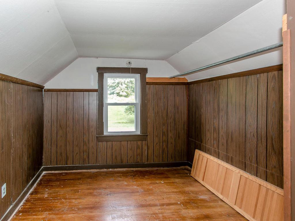 350 Fordtown Road Kingsport, TN 37663 - Photo 18 of 21 Bedroom 5