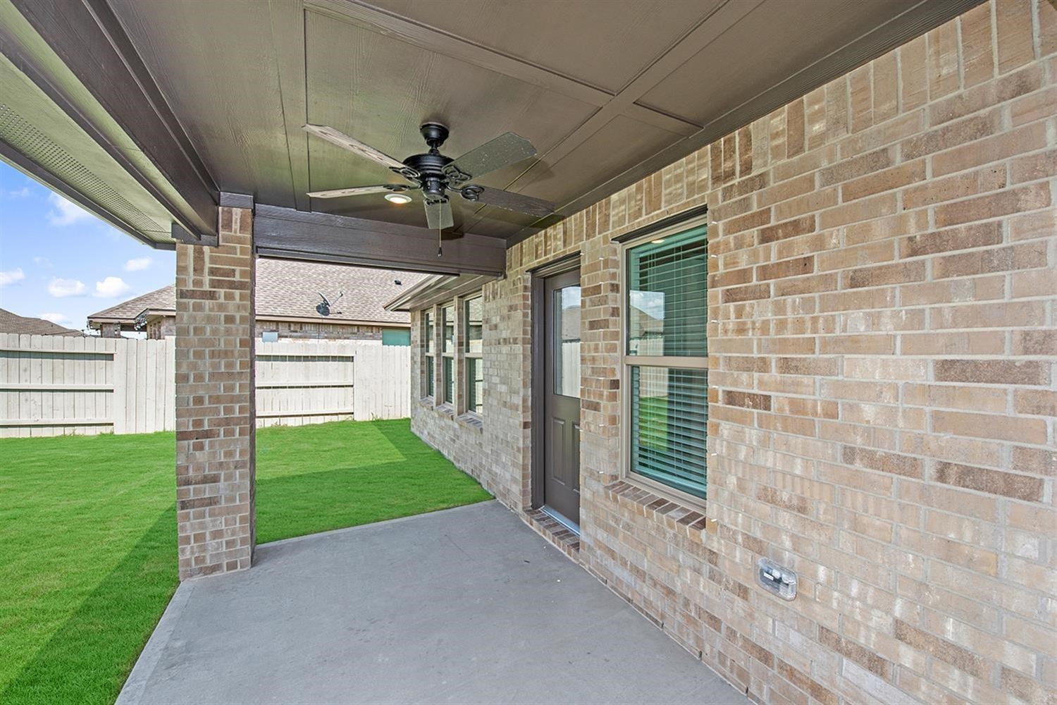 4806 Cedar Butte Lane Manvel, TX 77578 - Photo 15 of 18 Back Porch w/ ceiling fan