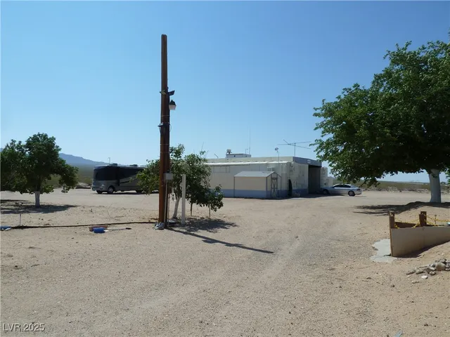 $1,200,000 | 9860 South Us Highway, Cal-Nev-Ari, NV 89039