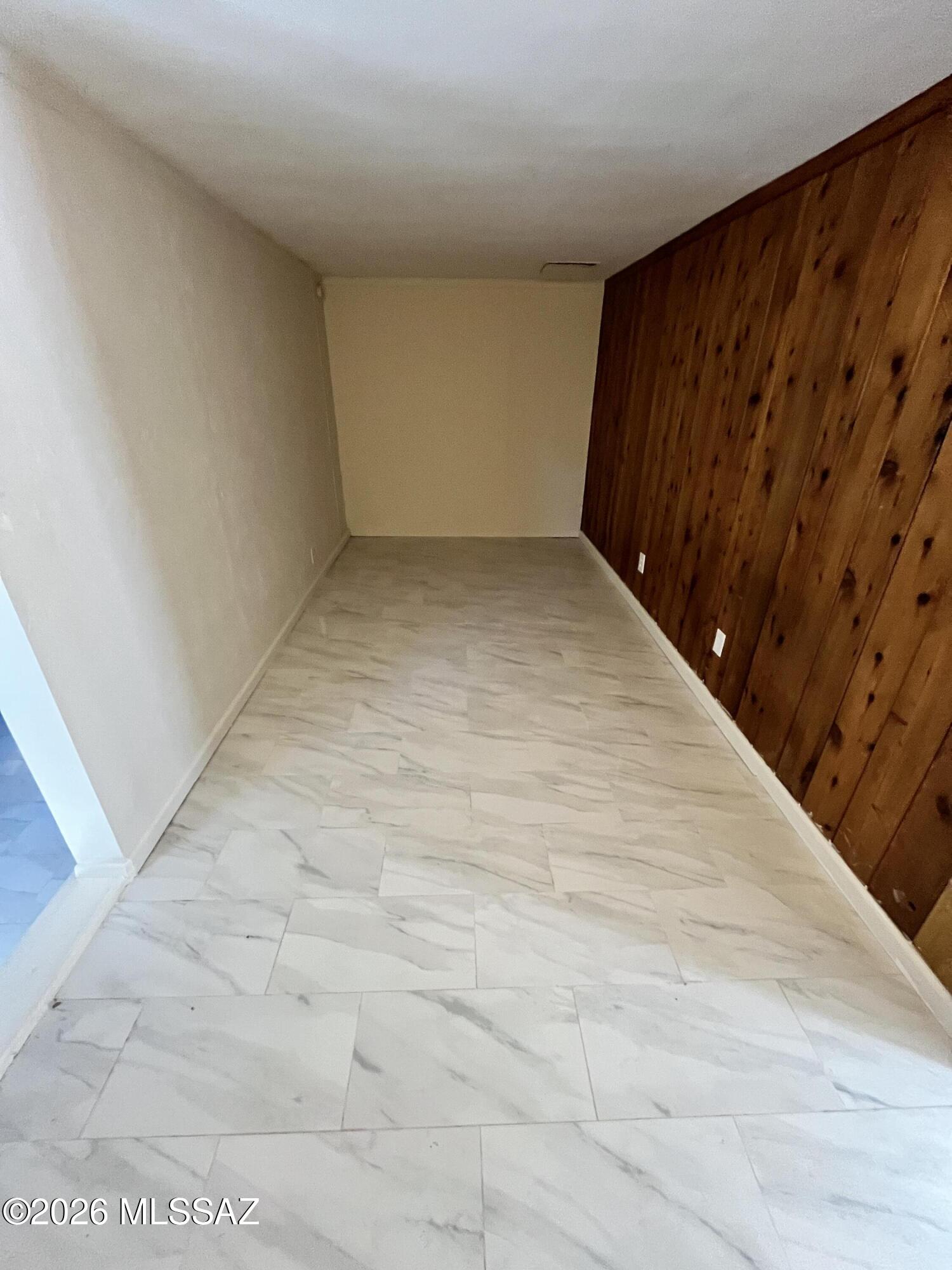 2220 East Grant Road, Unit B Tucson, AZ 85719 - Photo 5 of 11