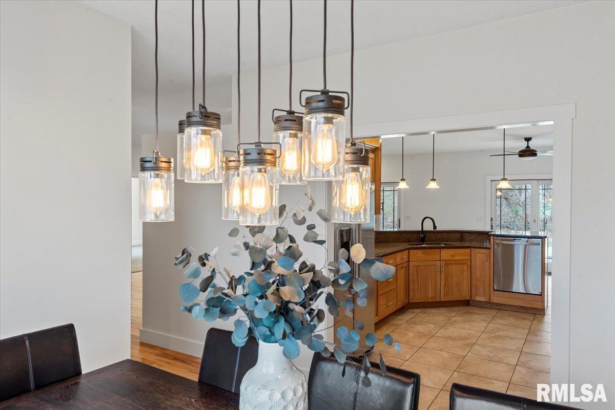 490 Meredith Drive Sherman, IL 62684 - Photo 18 of 53