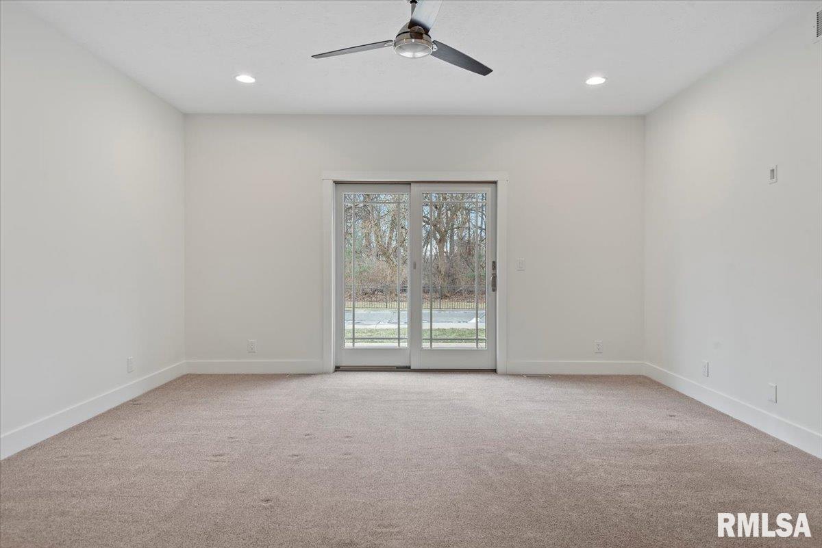 490 Meredith Drive Sherman, IL 62684 - Photo 29 of 53