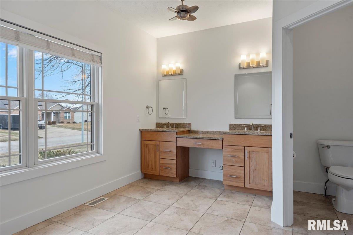 490 Meredith Drive Sherman, IL 62684 - Photo 31 of 53