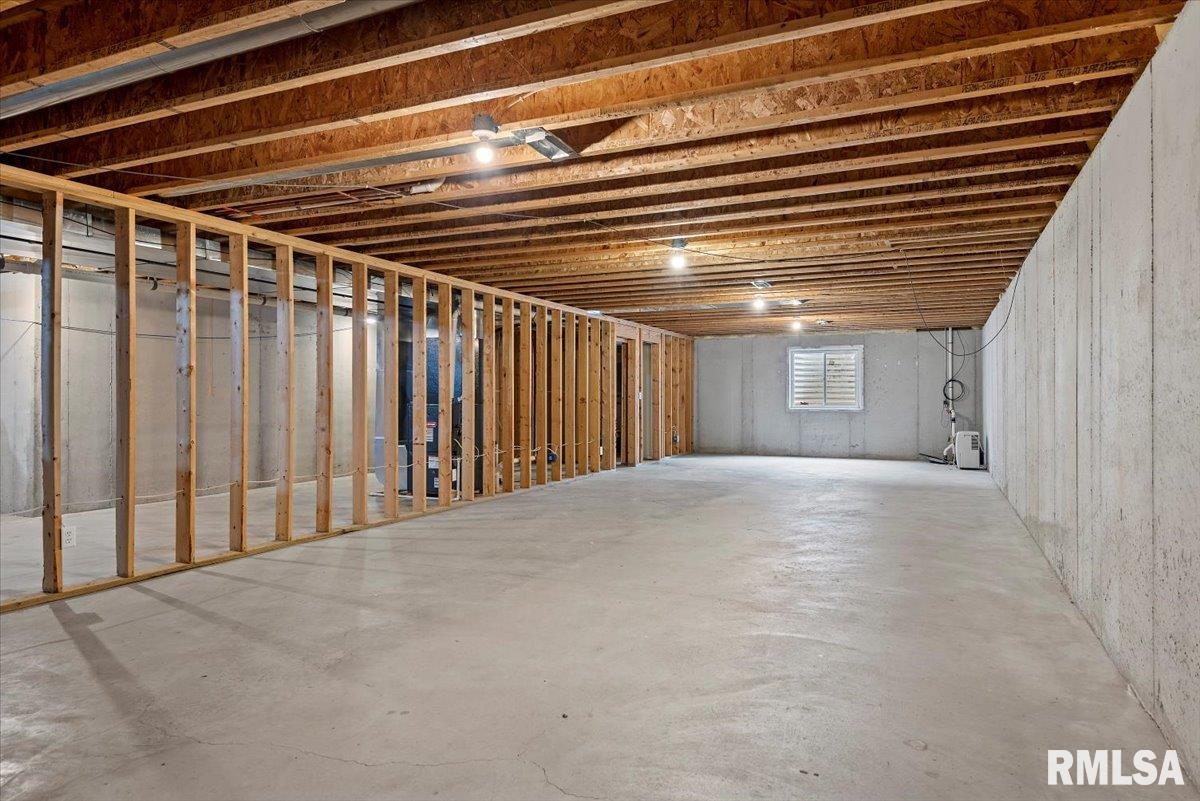 490 Meredith Drive Sherman, IL 62684 - Photo 37 of 53