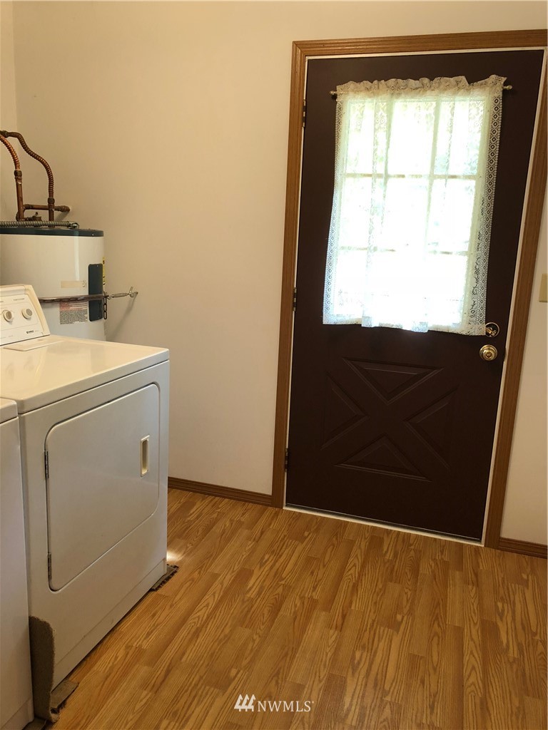 121 North Lake Roesiger Road Snohomish, WA 98290 - Photo 14 of 23