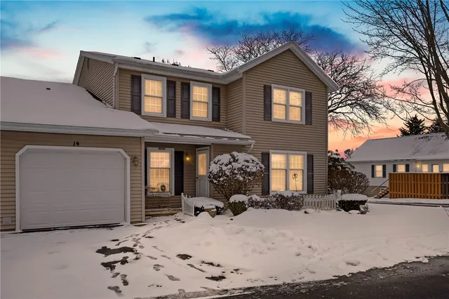 $210,000 | 14 Braintree Crescent, Penfield, NY 14526
