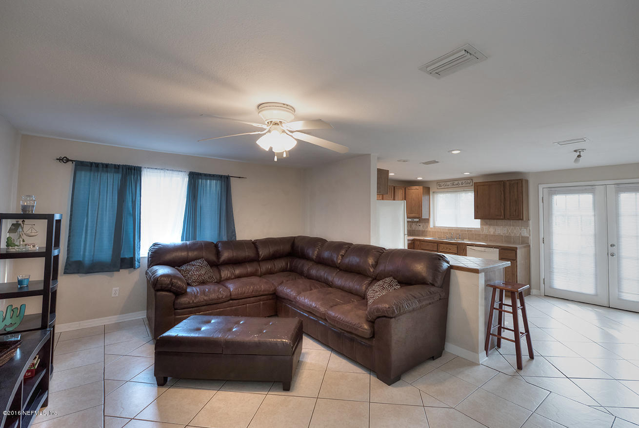 2257 George Wythe Road Orange Park, FL 32073 - Photo 7 of 16 Kitchen-living room