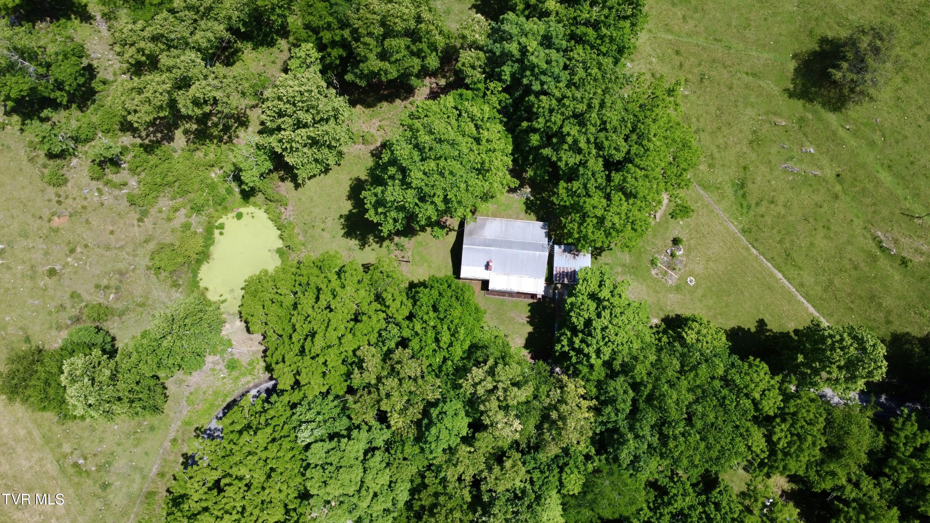 1214 Old Cemetery Road Greeneville, TN 37745 - Photo 11 of 28 DJI_0463