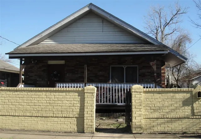 $850 | 107 Altic Street, Unit 3, Houston, TX 77011