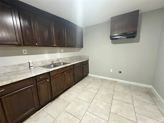 $850 | 107 Altic Street, Unit 3, Houston, TX 77011