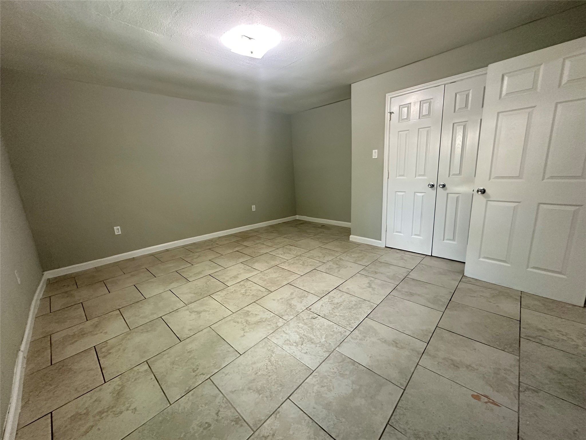 107 Altic Street, Unit 3 Houston, TX 77011 - Photo 9 of 13