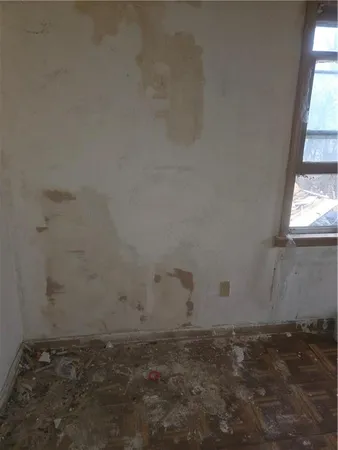 $28,900 | 1901 Spring Avenue, Kansas City, MO 64126