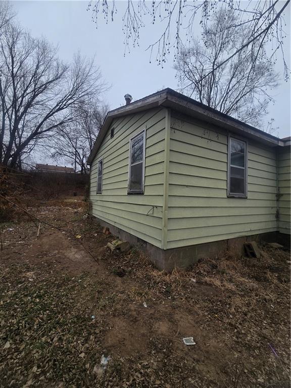 1901 Spring Avenue Kansas City, MO 64126 - Photo 2 of 19