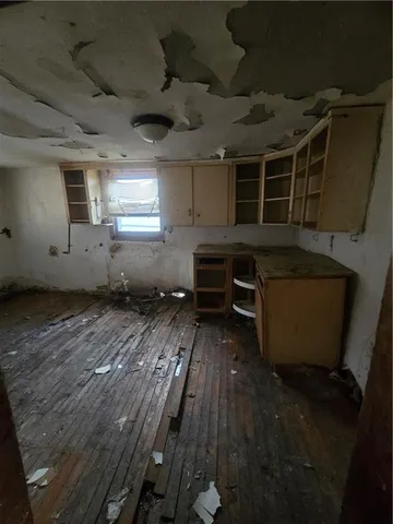 $33,900 | 1901 Spring Avenue, Kansas City, MO 64126