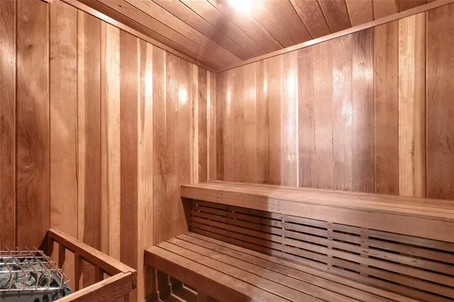 $2,400 | 3940 Inverrary Boulevard, Unit 404, Fort Lauderdale, FL 33319