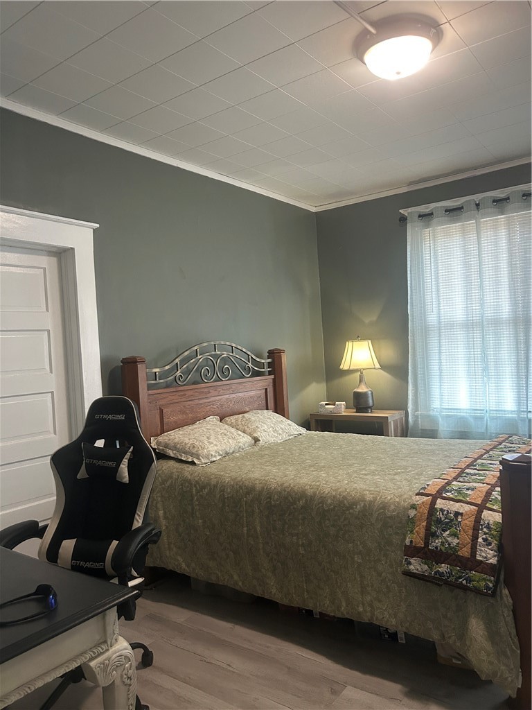 909 Gilmore Street Waycross, GA 31501 - Photo 24 of 43 Middle Bedroom