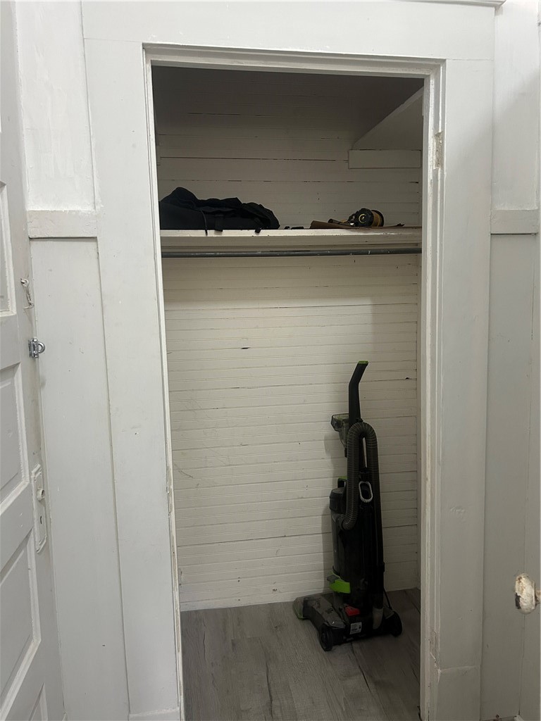 909 Gilmore Street Waycross, GA 31501 - Photo 31 of 43 Master Closet