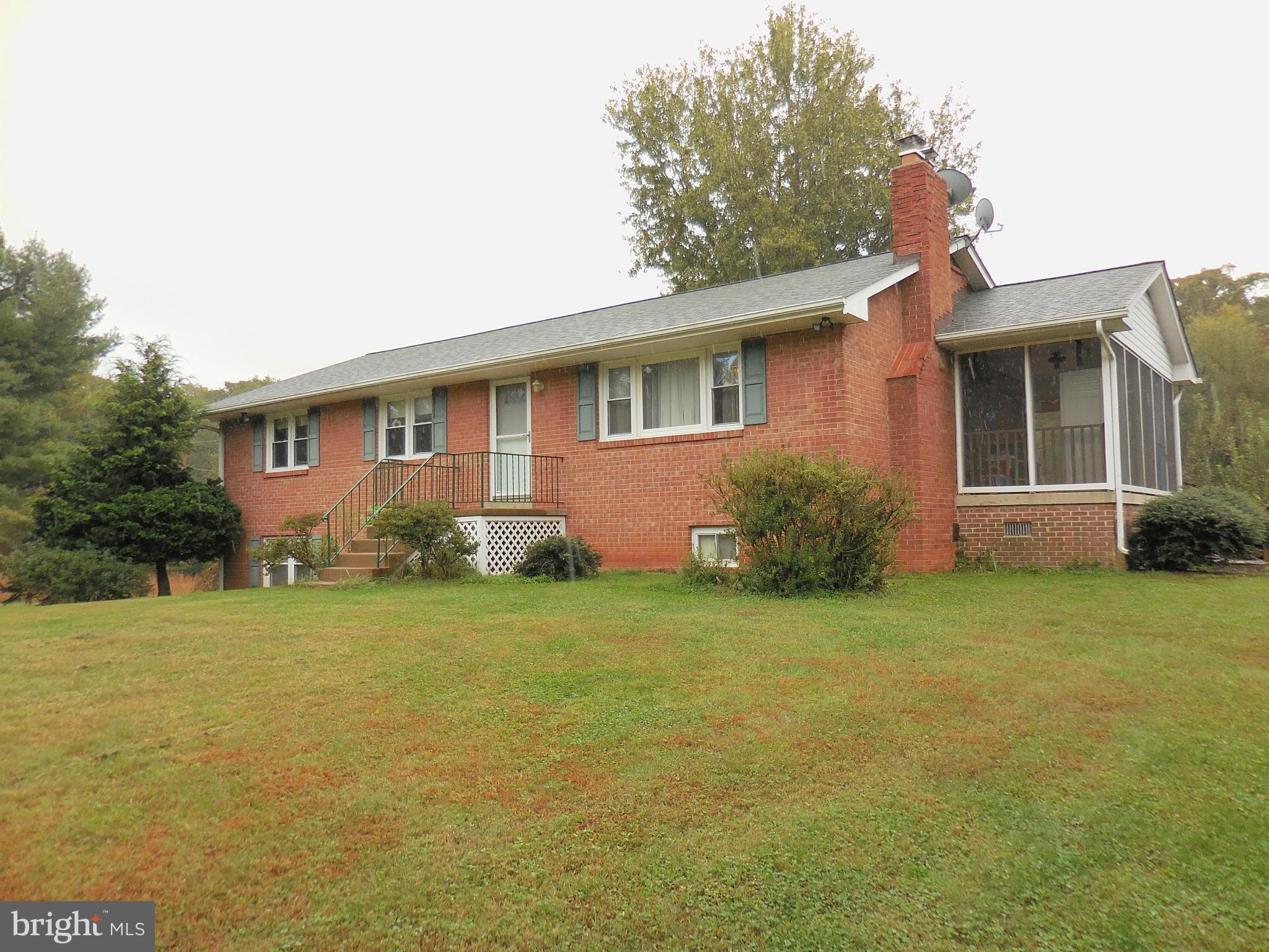 4273 Goldmine Road Goldvein, VA 22720 - Photo 1 of 28 Exterior (Front)