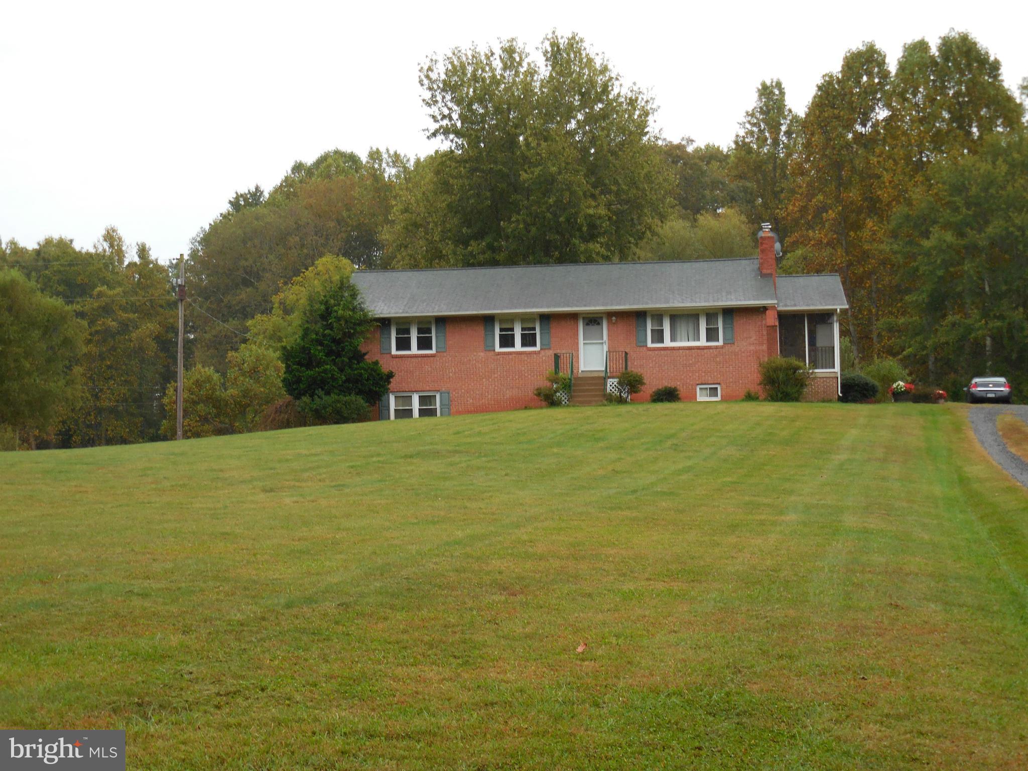 4273 Goldmine Road Goldvein, VA 22720 - Photo 2 of 28 Exterior (Front)