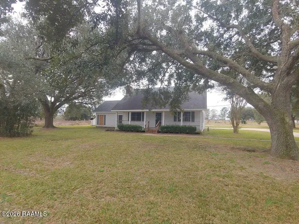 $181,000 | 147 Jean Duos Road, Ville Platte, LA 70586
