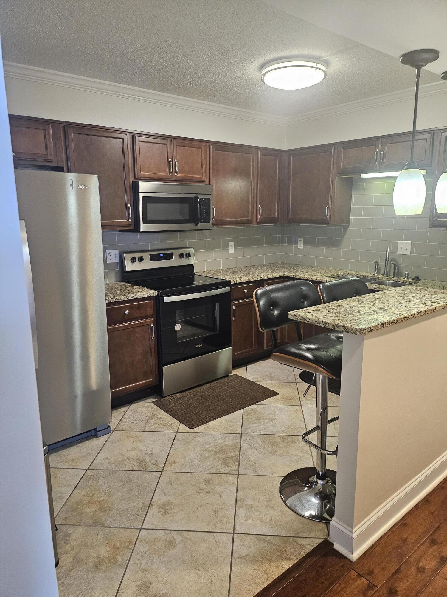 1131 Stringers Ridge Road, Unit 11A Chattanooga, TN 37405 - Photo 11 of 12 10