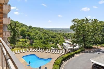 1131 Stringers Ridge Road, Unit 11A Chattanooga, TN 37405 - Photo 2 of 12 01