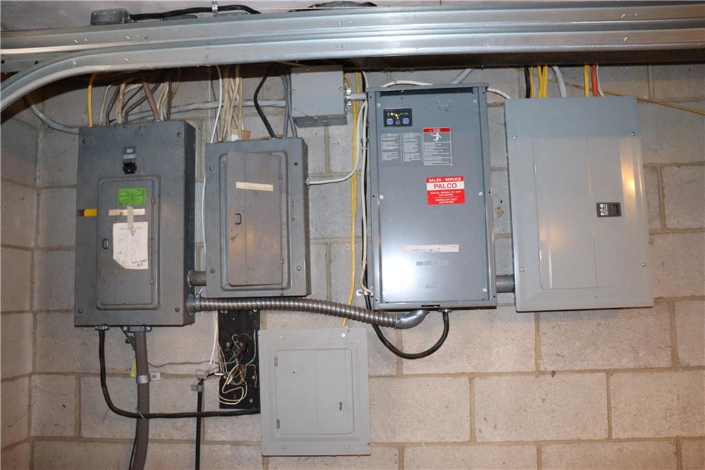 232 Red Arrow Road Ligonier, PA 15658 - Photo 41 of 47 a front view of a retail shop