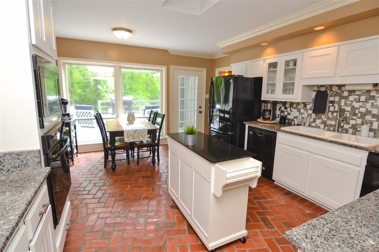 458 Rocky Point Road Cordova, TN 38018 - Photo 11 of 25 Gallery Image 11