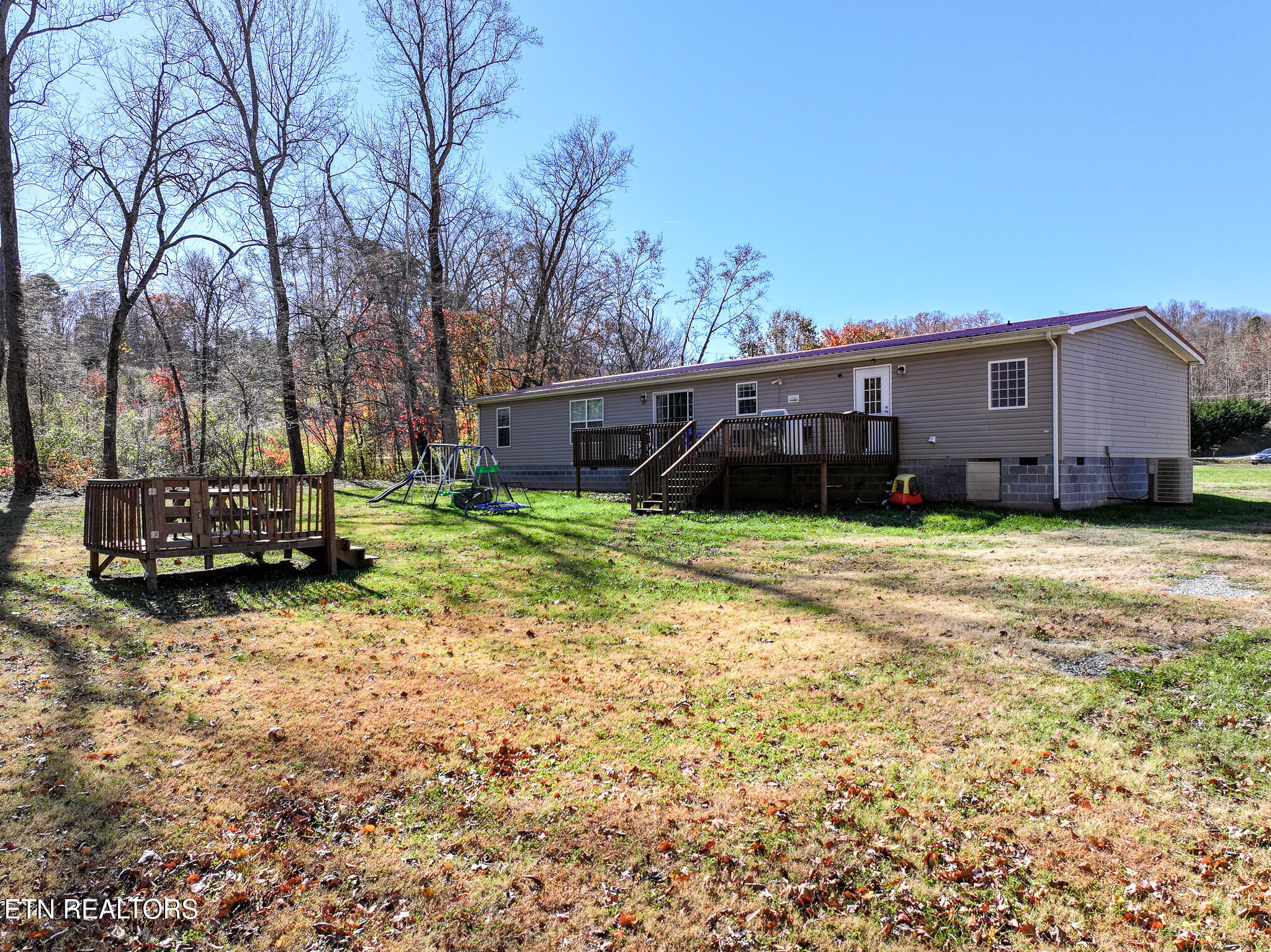 180 Alpha Road Newport, TN 37821 - Photo 7 of 27 DJI_20251115140004_0272_D