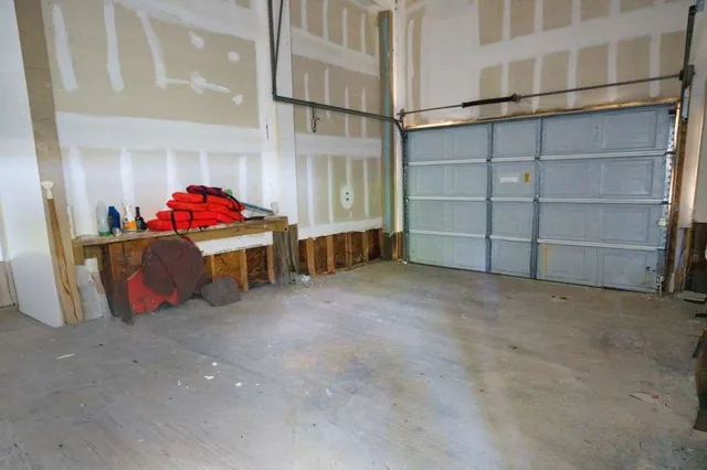 $898,862 | 2028 County Road 201, Sargent, TX 77414